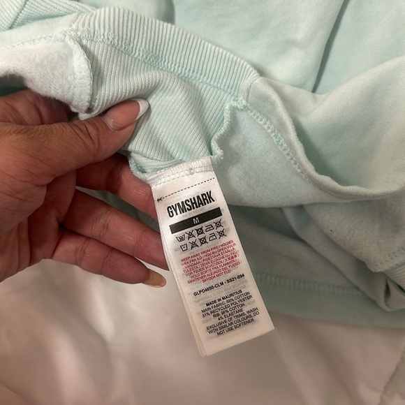 Gymshark Cropped Hoodie - Picture 5 of 5